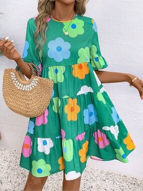 (B5) SHEIN Green Floral Tiered Mini Dress | Size M (US 6) | NWOT Excellent Cond